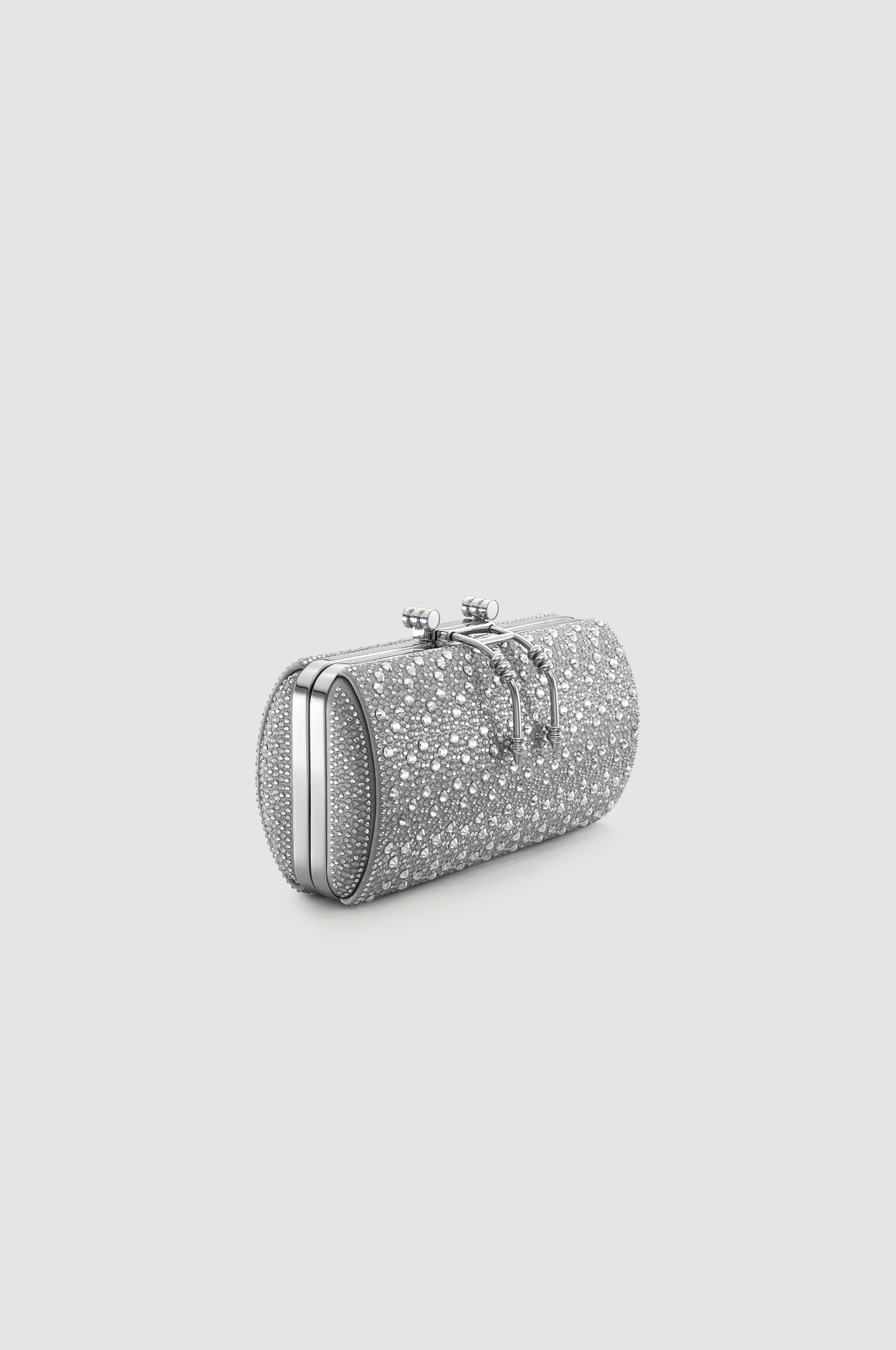 SOIREE CRYSTAL CLUTCH	SILVER CRYSTALS