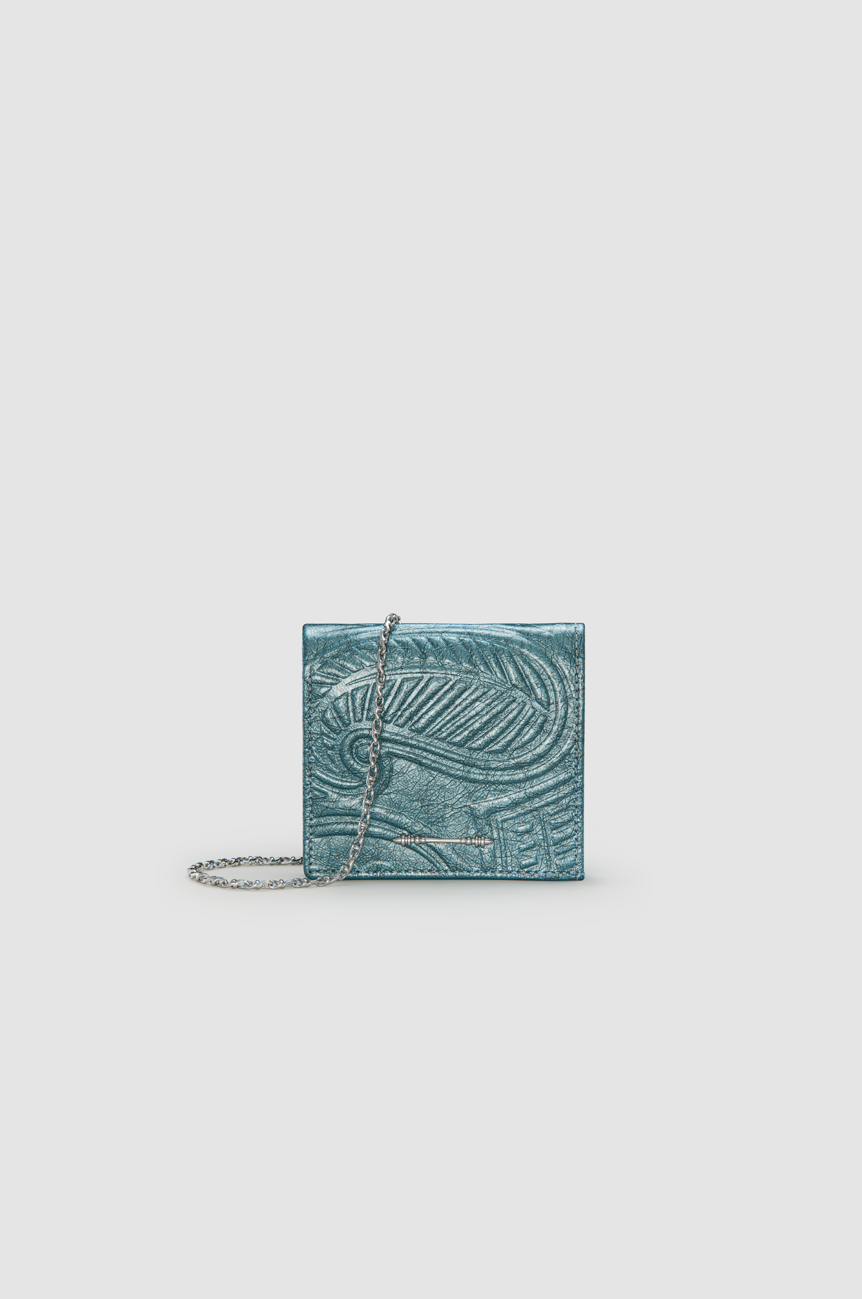EMBOSSED WALLET ON CHAIN