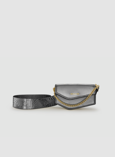 Asymmetrical Pouch