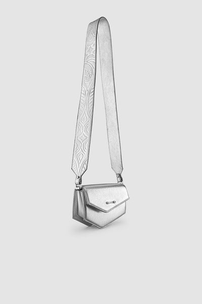 Asymmetrical Pouch - last image